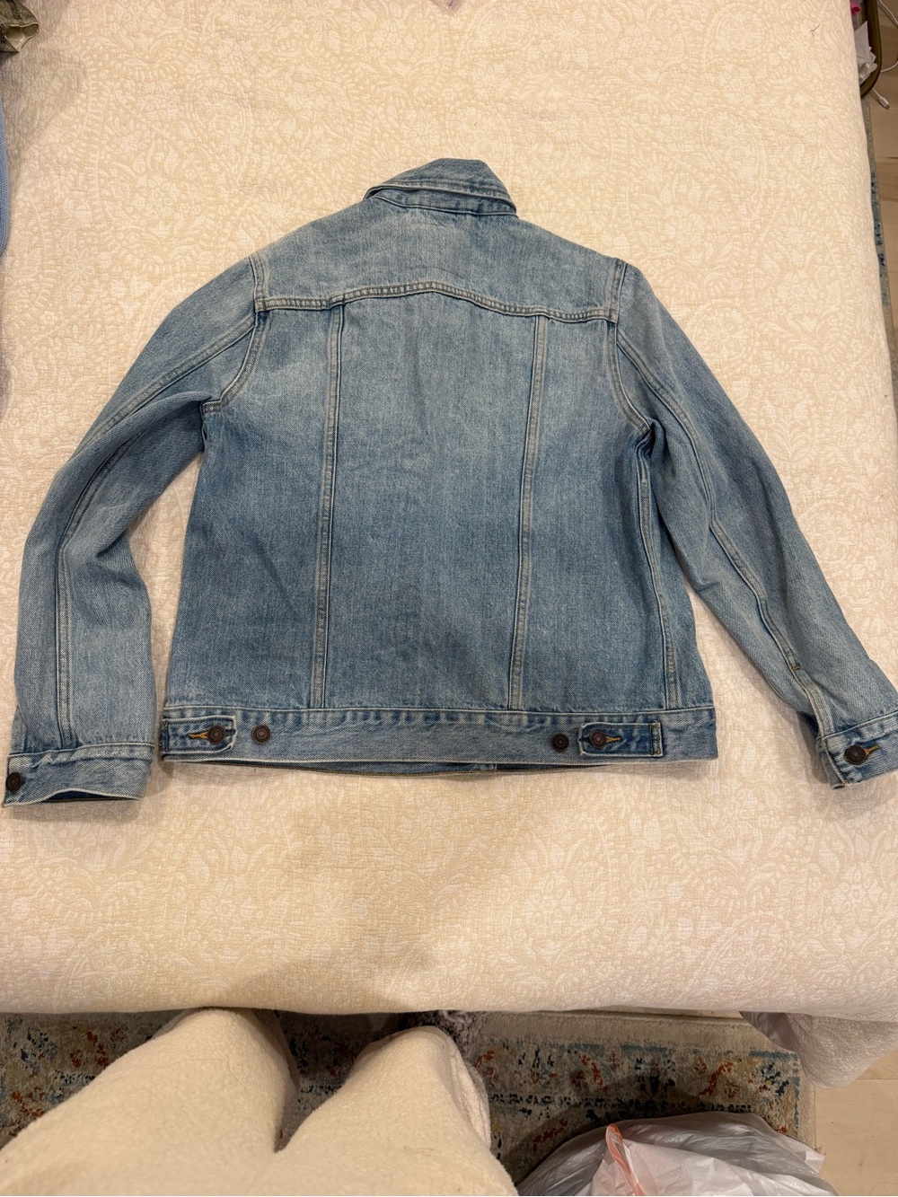 Levi’s Original Trucker Denim Jacket Light Wash Large - Picture 4 of 4